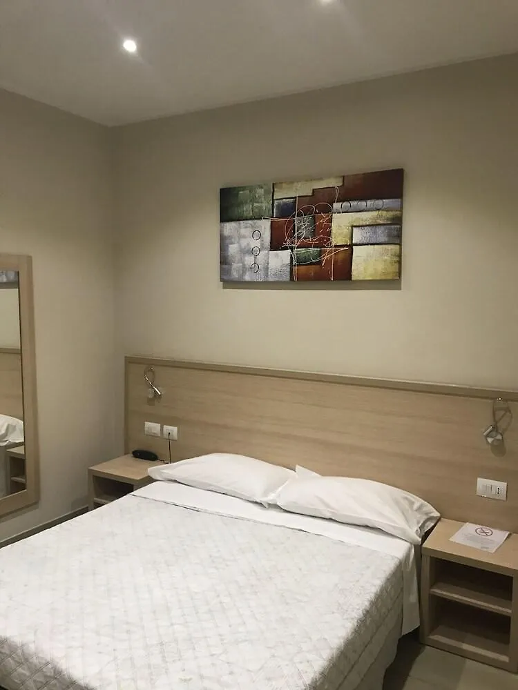 Hotel San Biagio Mediolan 0*,