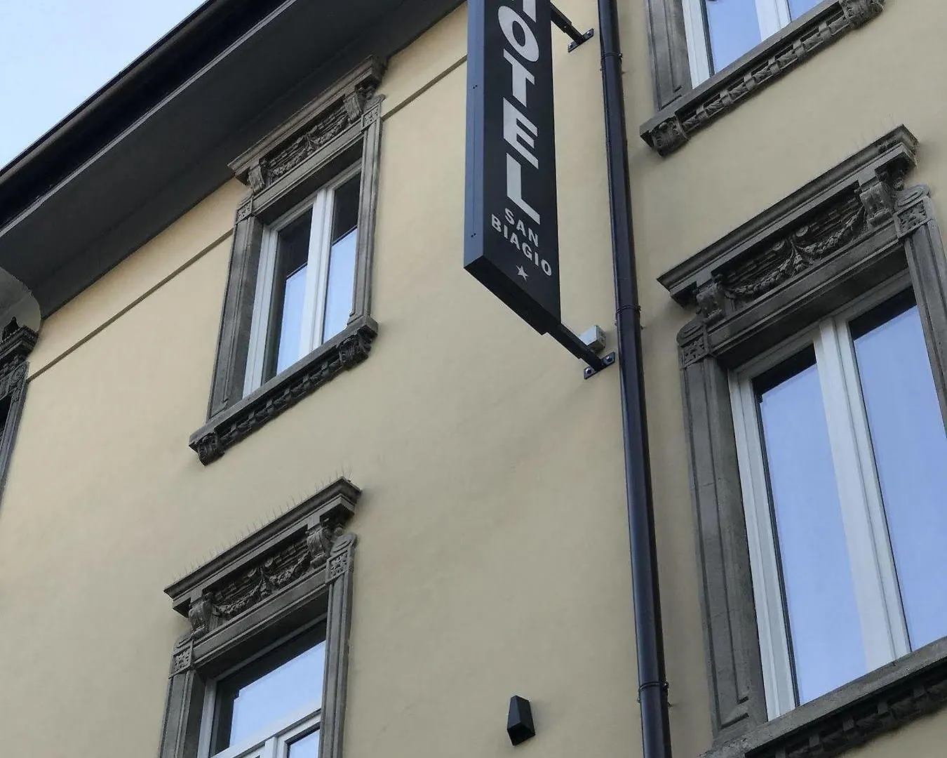Hotel San Biagio Mediolan
