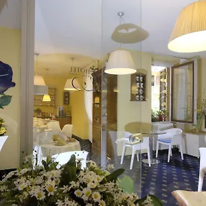 2* Hotel My