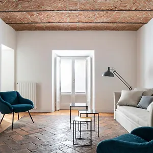 Apartment Brera In San Fermo, Milan